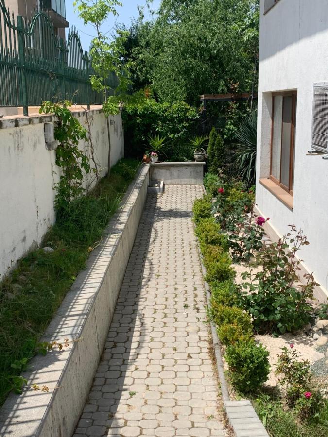 Oasis By The Sea Apartment Primorsko Exterior photo